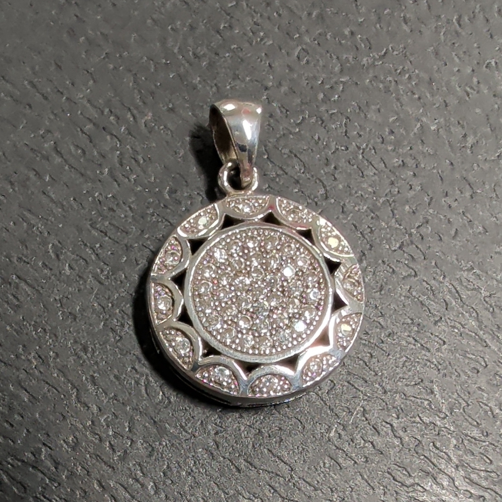 Genuine Silver Pendant with Zirconias